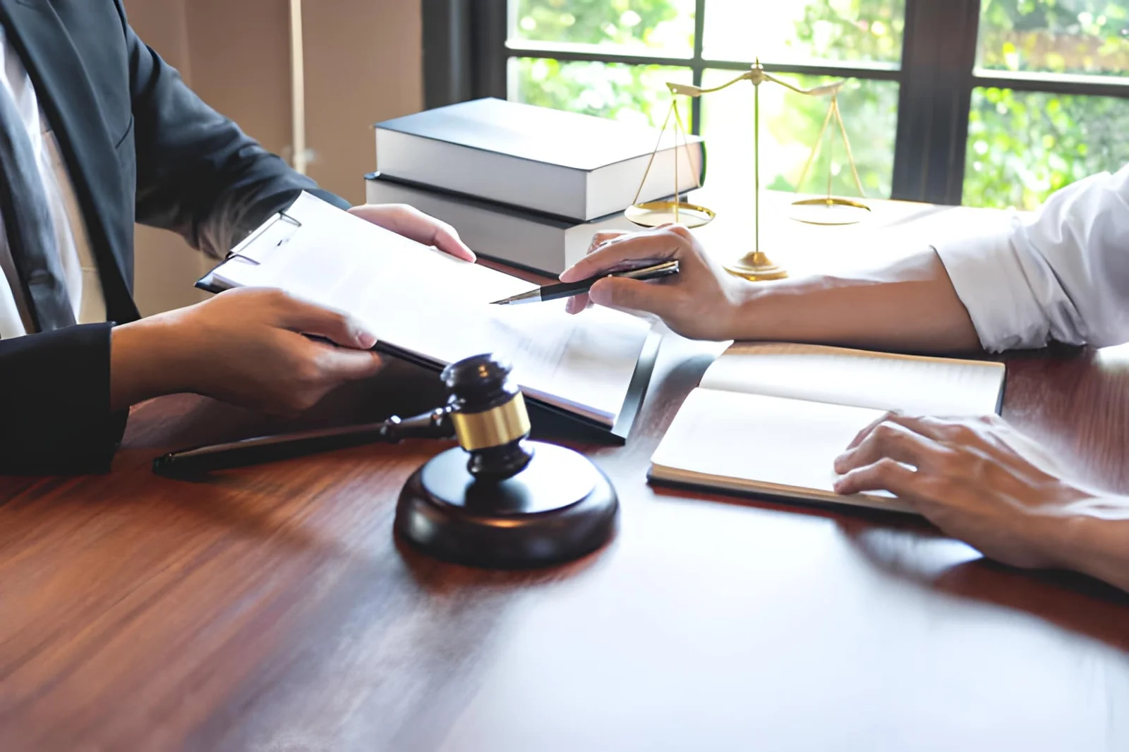 DIFC Legal Consultant Dubai
